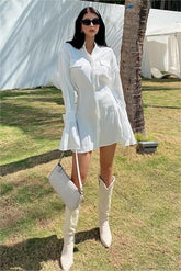 Robe chemise à manches longues en satin texturé brillant