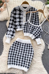 Gestrickte Camis-Oberteile + Langarm-Strickjacken + schmale Miniröcke mit hoher Taille passen zu dreiteiligen Sets