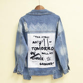 Ausgefranste zerrissene Jeansjacke