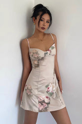 Elegantes Neckholderkleid mit Blumendruck