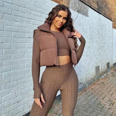 Ärmellose, leichte, bauschige Weste mit Stehkragen und Reißverschluss