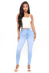 Softest Touch Super Stretch Knöcheljeans - Hellblaue Waschung