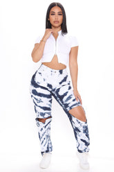 Stormy Clouds Stretch Tie Dye Mom Jeans - Weiß/Blau