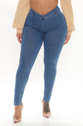 V Nice To Meet Ya Stretch Skinny Jeans - Medium Blue Wash
