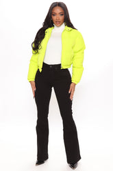 Slimming Flare Jeans - Schwarz