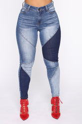 Stay In Line Mid Rise Skinny Jeans - Medium Wash