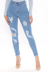 Sweet Spot Stretch Skinny Jeans - Light Blue Wash