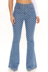 The Queens Stretch Flare Jeans - Medium Blue Wash