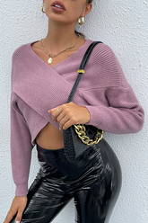 Einfarbige Oberteile mit V-Ausschnitt und geteiltem Saum