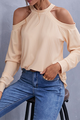 Solide, ausgehöhlte Oberteile mit geteilter Verbindung und O-Ausschnitt