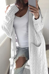 Einfarbiger Oberbekleidungspullover mit geteilter Naht und Tasche