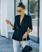 Soraya Satin-Blazer mit Taschen