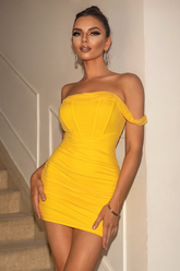 Mini-robe corset en maille