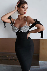 Robe de cocktail mi-longue à bretelles scintillantes et décolleté en cœur - Noir