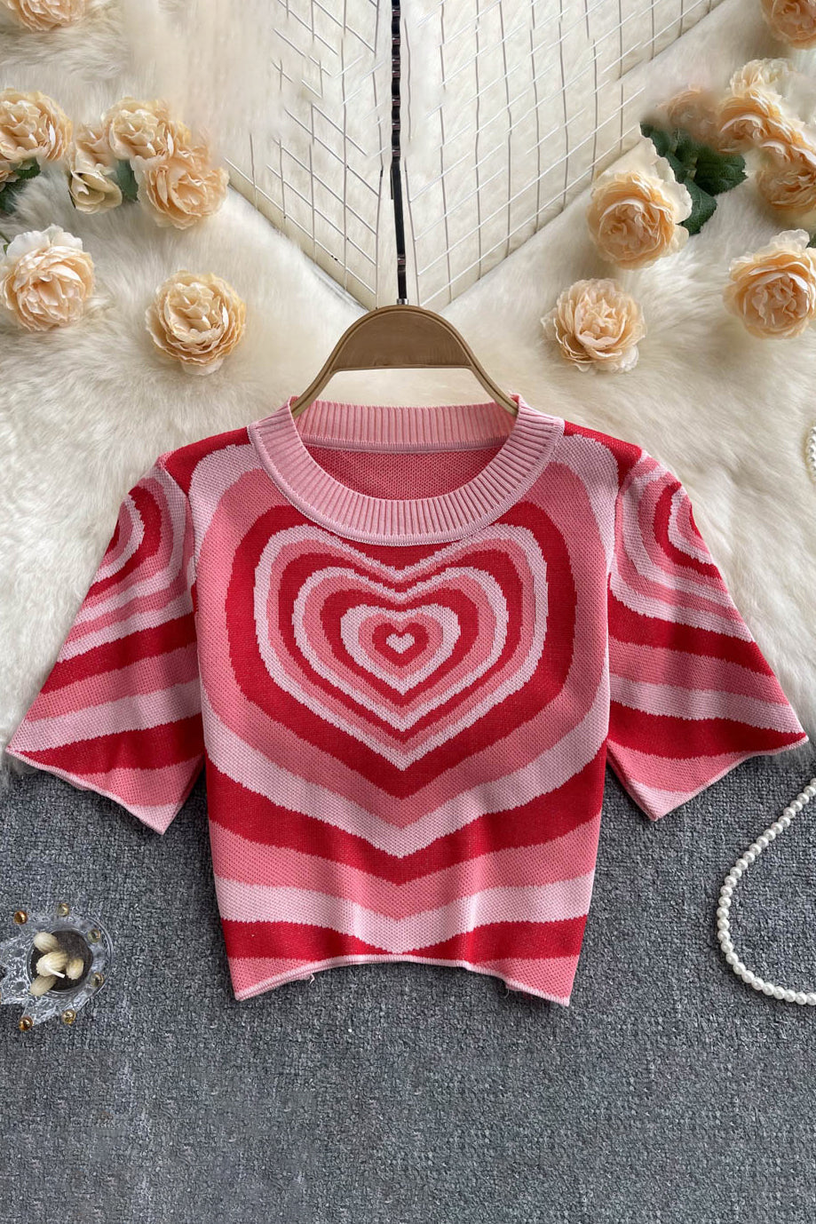 Short Sleeves Knitted Tops O Neck Elastic Waist Short T Shirt Style Heart Print Knit Blouse