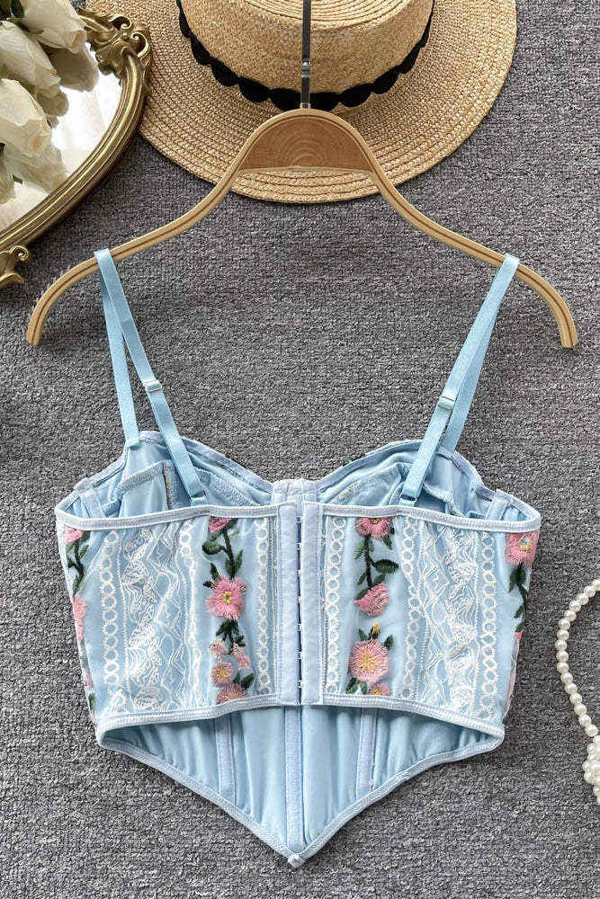 Rückenfreies Crop Top mit Blumenstickerei und Spitze für den Strand