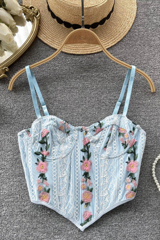 Rückenfreies Crop Top mit Blumenstickerei und Spitze für den Strand