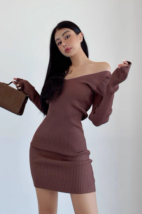 Tight Fitting Buttocks Knit Dress Large V-Neck Long Sleeve Slim Fitting Mini Dress