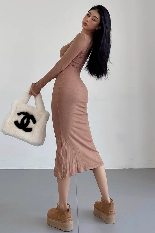 Sexy Kleid mit Rundhalsausschnitt, langen Ärmeln und umwickeltem Gesäß