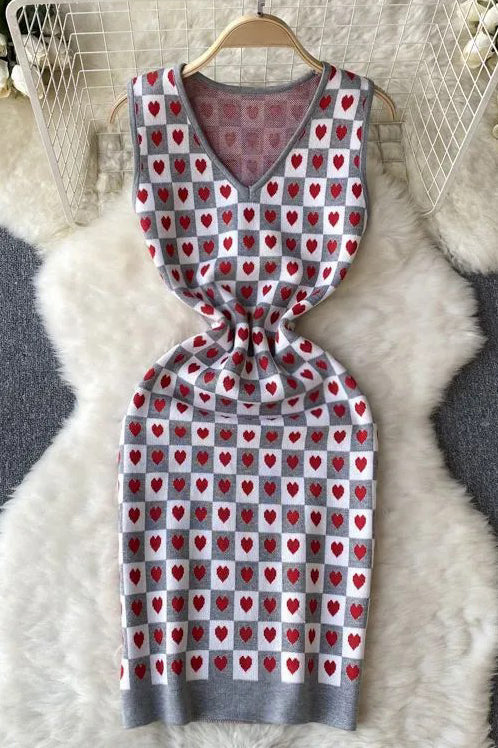 Romantic Heart Knitted Short Dress Casual V-neck Bodycon Dress