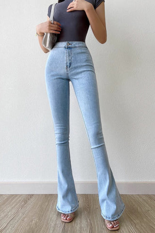 Jeans mit hoher Taille und schmaler Passform