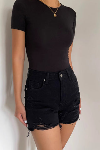 Sexy Jeansshorts mit hoher Taille, herzförmiger Gesäßtasche und umwickelter Hüfte