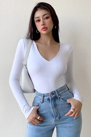 V-Neck Thin Long Sleeved Tight Bottomed Bodysuit