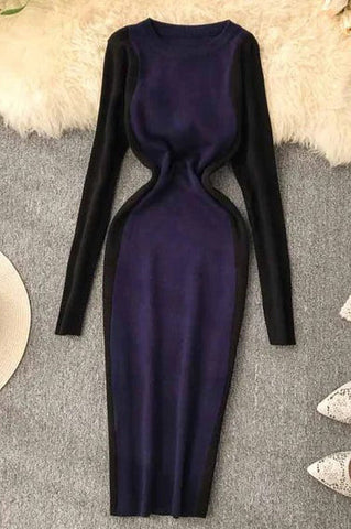 Figurbetontes Kleid in Kontrastfarbe, knielanges Strickkleid