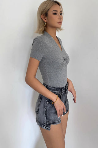 Asymmetrical Hem Slant Pocket Shorts