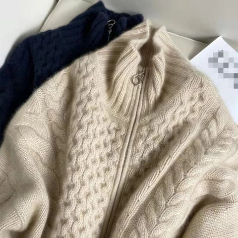 Hochgeschlossene Strickjacke aus dickem Kaschmir