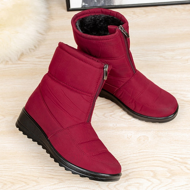 Warme Stiefel im Winterstil mit Plateauabsatz