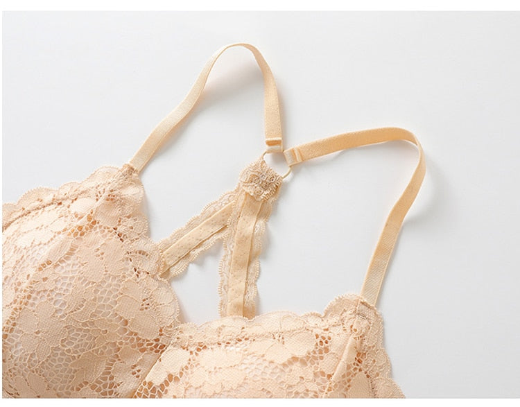 Aushöhlen Bralette Volltonfarbe Schönheit Zurück Spitze Unterwäsche Weibliche Hinzufügen pad Drahtlose Bh Nahtlose Dessous