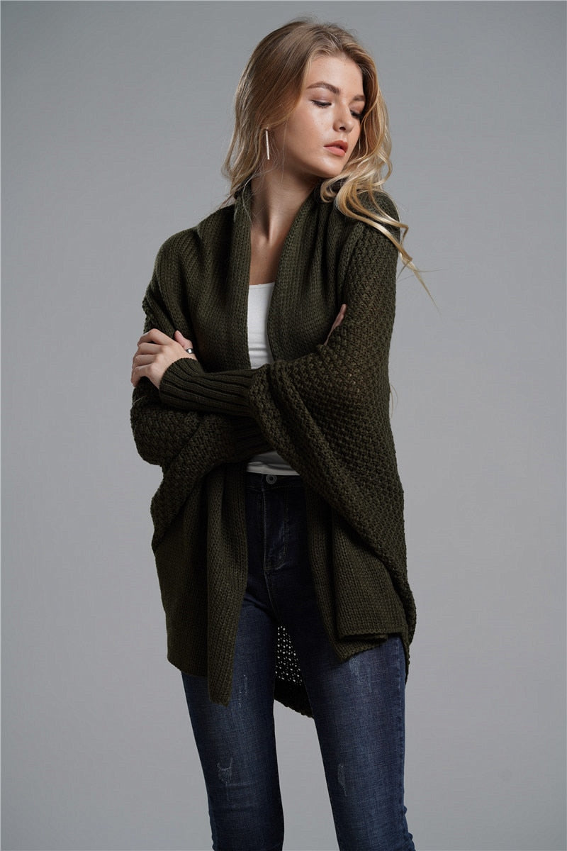 Ockerfarbener Oversize-Cardigan mit Fledermausärmeln