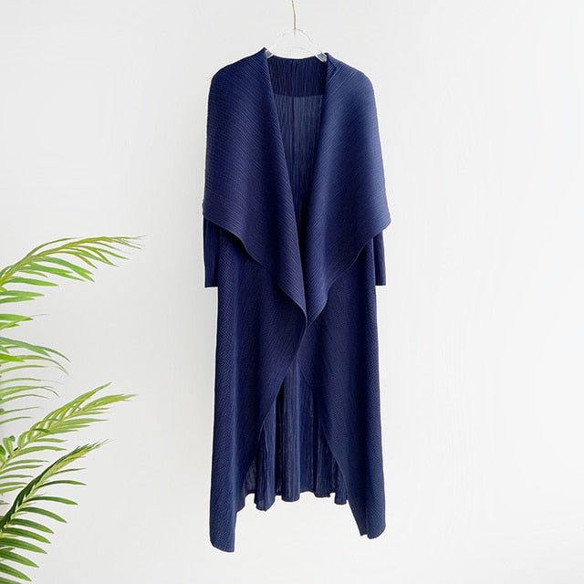 Cardigan poncho cape en laine à col revers