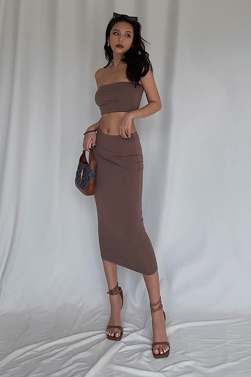 Outfit Crop Bandeau Tube Top und Bodycon Rock Zweiteiliges Set