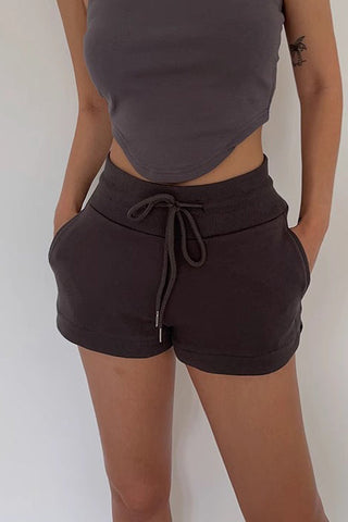 Slant Pocket Elastic Waist Sports Shorts