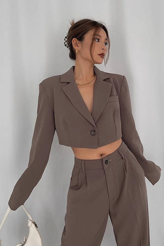 Single Button Lapel Neck Crop Blazer