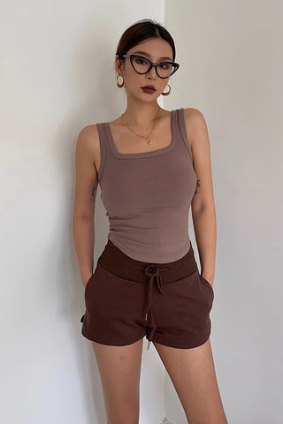 Slant Pocket Elastic Waist Sports Shorts