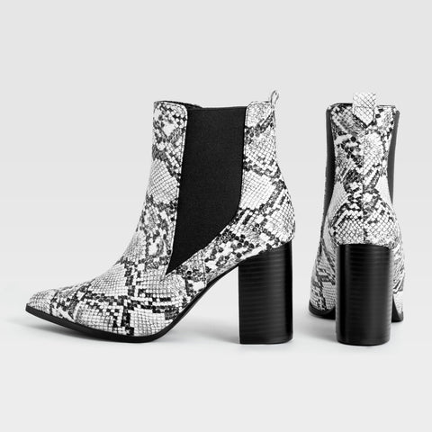 Simply Chic Gore Booties