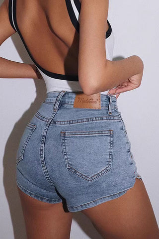 Short en jean taille haute à poches obliques