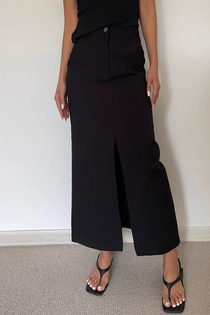 Solid A-Line Low Rise Split Hem Skirt