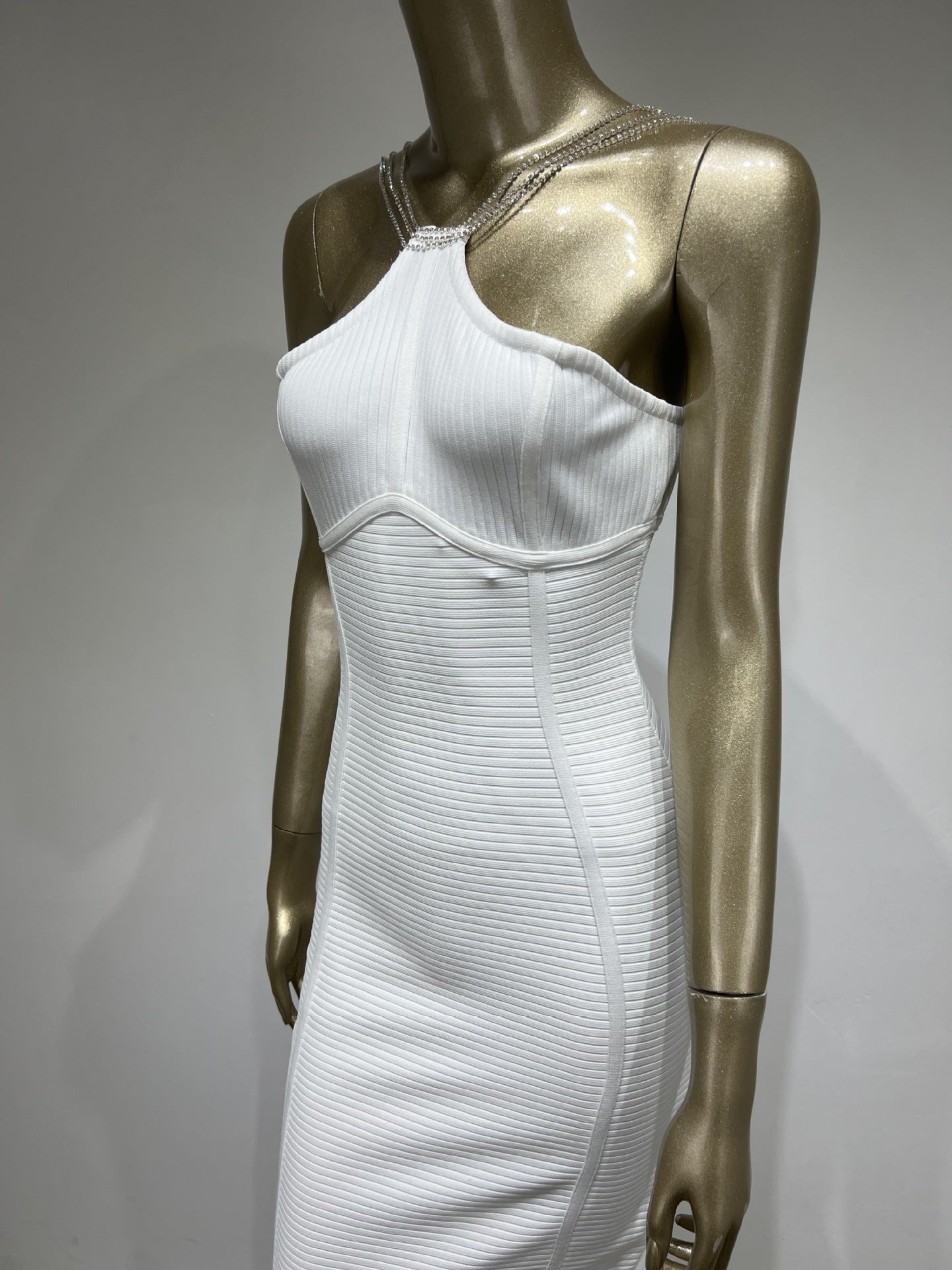 Diamond Chain Halter Neck Party Dress