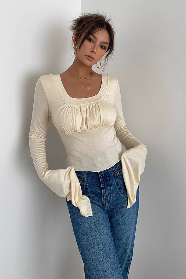 Long Sleeve Scoop Neck Fitted T-Shirt