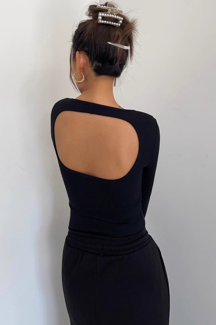 Scoop Neck Backless Long Sleeve T-Shirt