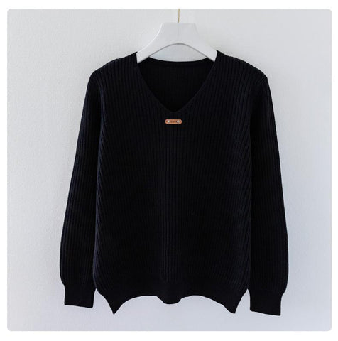 Pull col V style basique automne-hiver