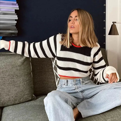 Striped Cropped Backless Sweaters