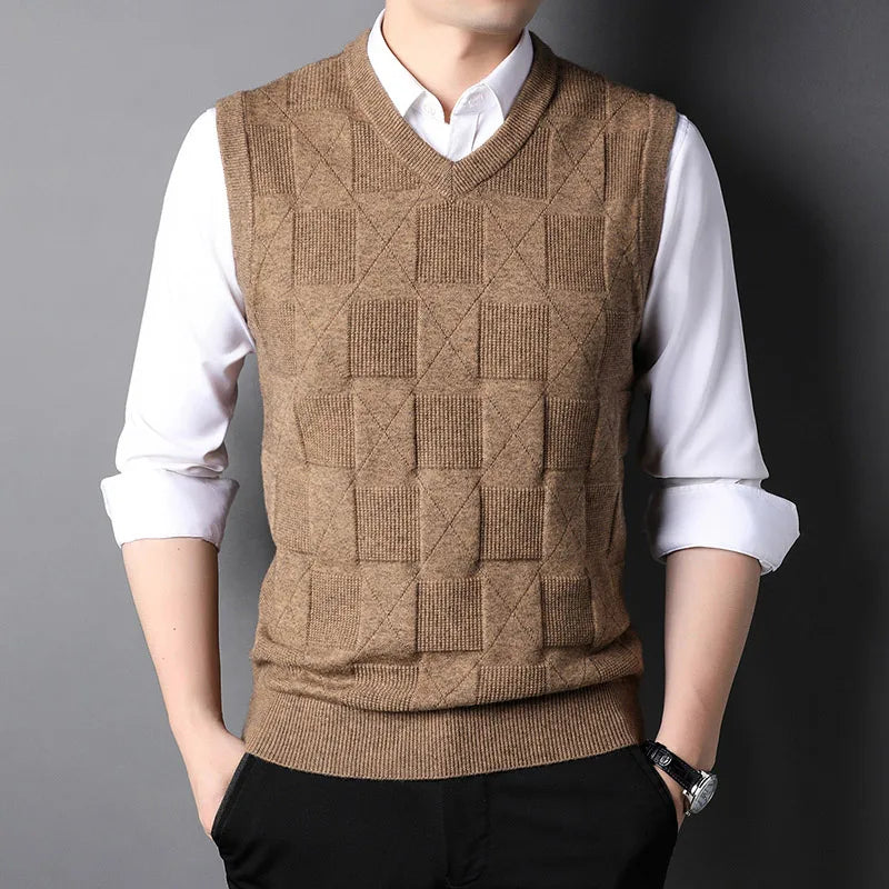 Top-Grade Sleeveless Sweater Vest: V-Neck for Men