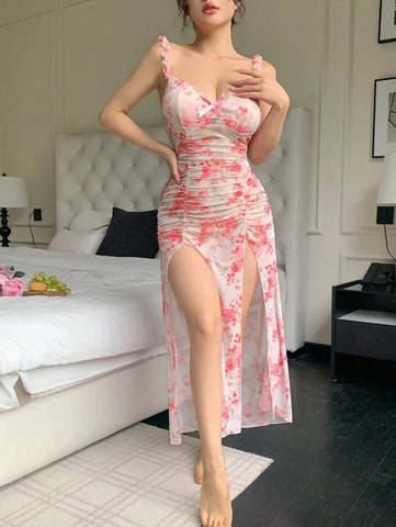 Printed Halter Body-Hugging Dress