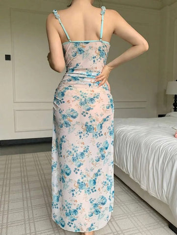 Printed Halter Body-Hugging Dress