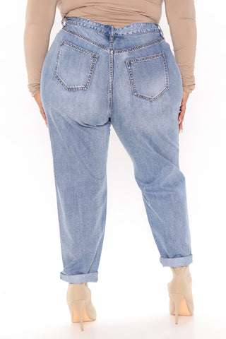Simply Sweet Mom Jeans - Medium Blue Wash